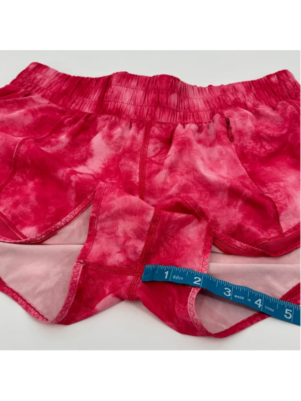 Lululemon Beat The Heat Short Tidal Boom Juice Size 8 Red Pink Tie Dye